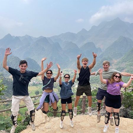 Hagianggo Hostel-Motorbikes Rental And Tour Ha Giang Esterno foto