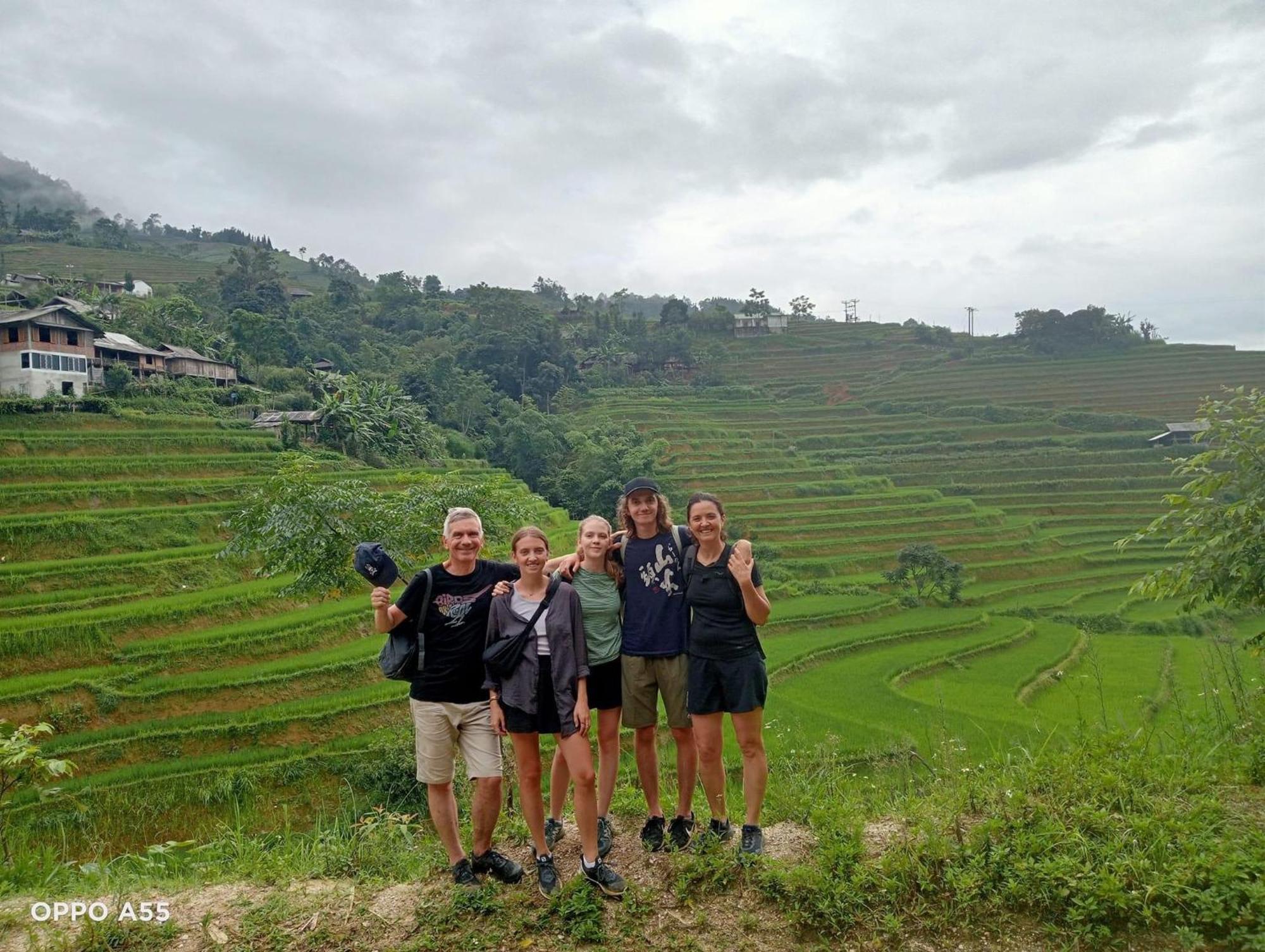 Hagianggo Hostel-Motorbikes Rental And Tour Ha Giang Esterno foto