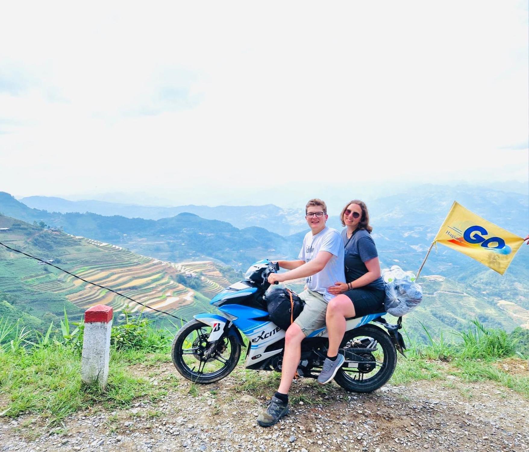 Hagianggo Hostel-Motorbikes Rental And Tour Ha Giang Esterno foto