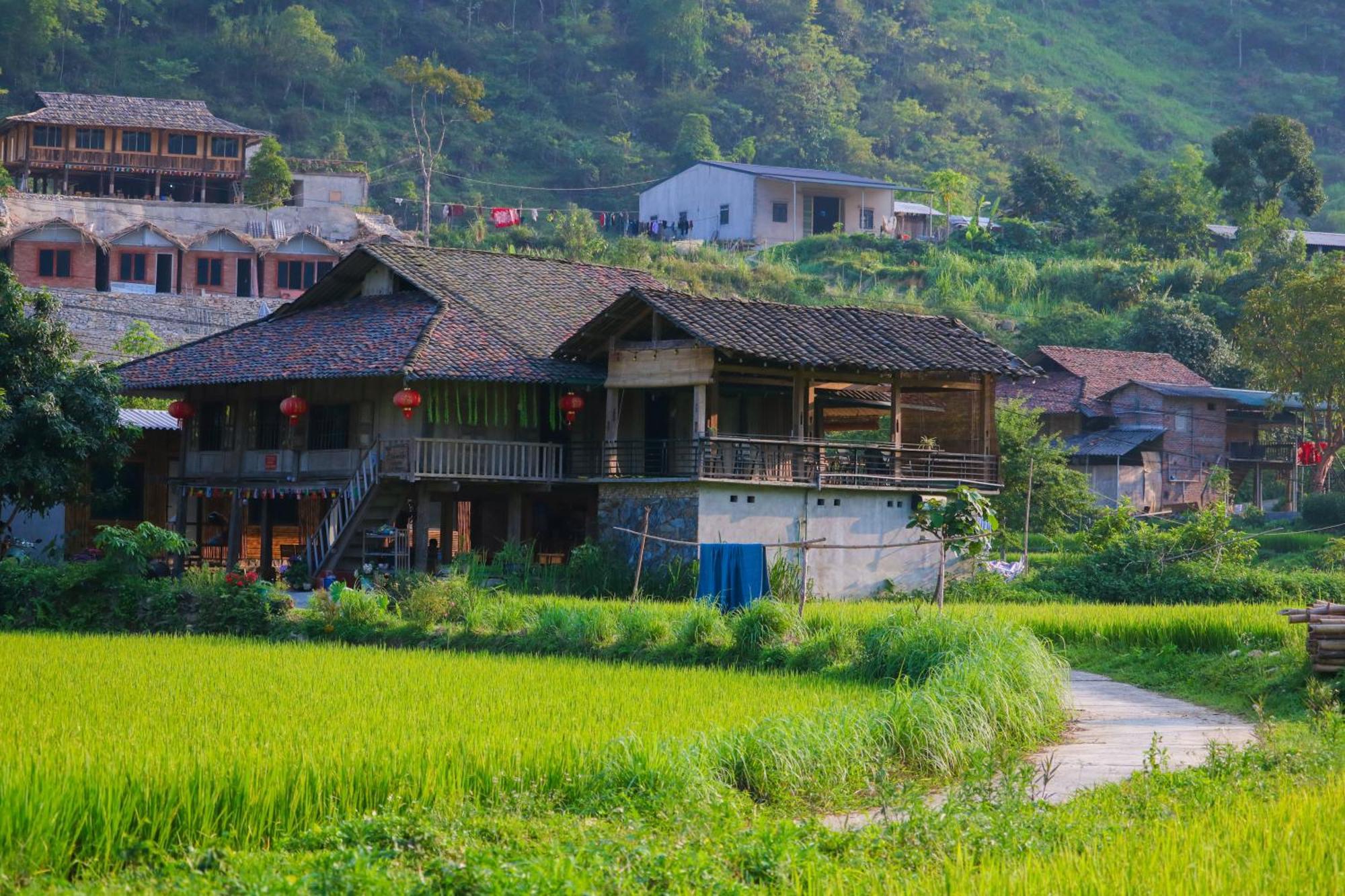 Hagianggo Hostel-Motorbikes Rental And Tour Ha Giang Esterno foto