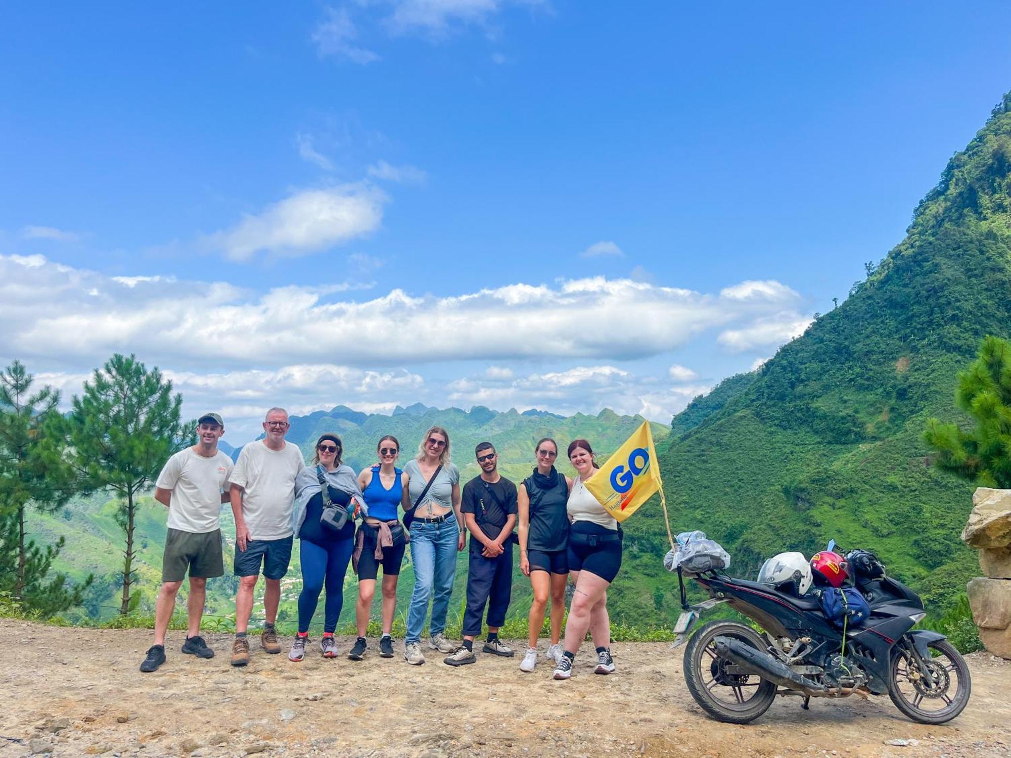 Hagianggo Hostel-Motorbikes Rental And Tour Ha Giang Esterno foto